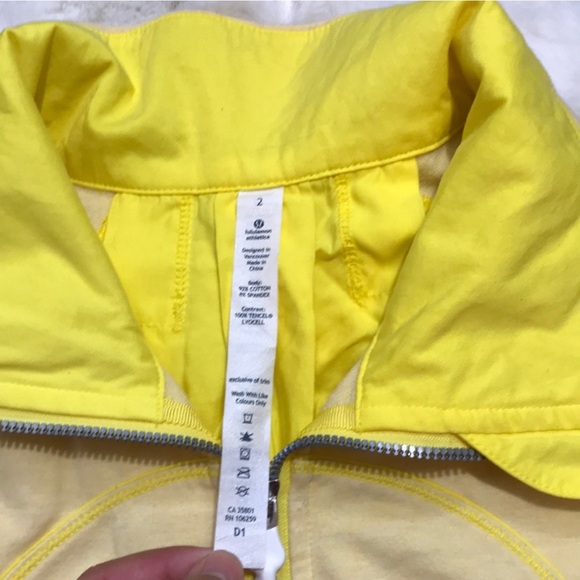 Lululemon athletica women define Jacket Size  2 - Picture 2 of 12